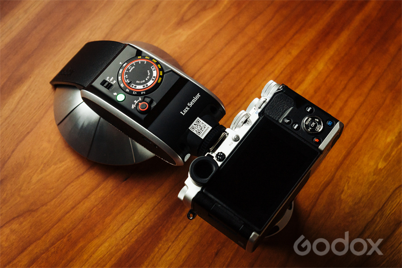 1694482446210219.jpg Godox Lux Senior 24.jpg